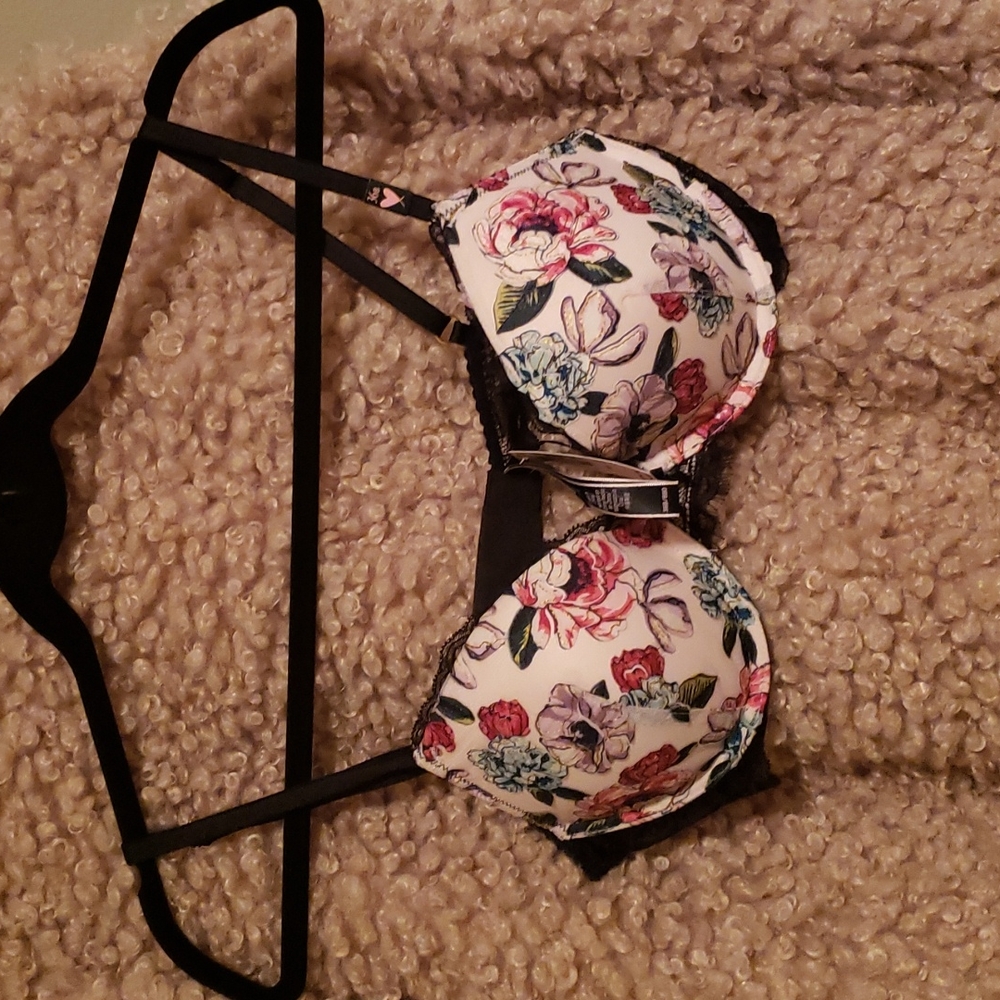 Victoria's Secret Dream Angels Bra 36B Brand New